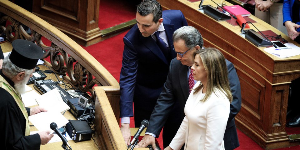 Οι βουλευτές που ορκίστηκαν: Πάνος Παναγιωτόπουλος, Ζωή Ράπτη, Νίκος Νυφούδης