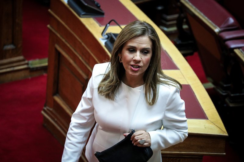 Η Ζωή Ράπτη