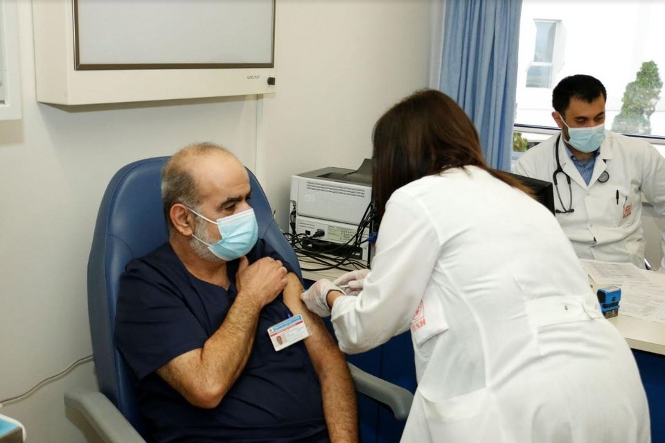 Εμβολιασμός στο ΠΑΓΝΗ