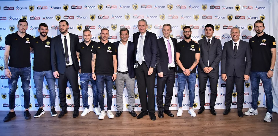 Οι εκπρόσωποι της ΑΕΚ και του ΟΠΑΠ στην εκδήλωση