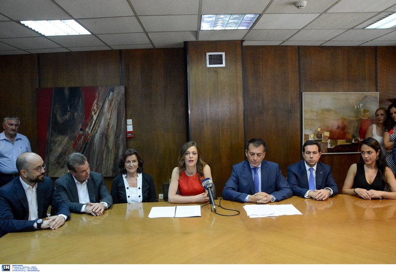 Η απερχόμενη και η νέα ηγεσία του υπ. Εργασίας