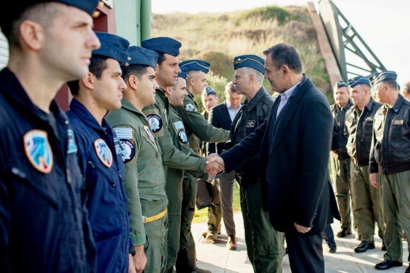 ΕΠΙΣΚΕΨΗ ΤΟΥ ΥΕΘΑ Ν. ΠΑΝΑΓΙΩΤΟΠΟΥΛΟΥ ΣΕ ΣΤΡΑΤΙΩΤΙΚΕΣ ΜΟΝΑΔΕΣ ΣΤΗΝ ΣΚΥΡΟ, ΤΗΝ ΛΗΜΝΟ ΚΑΙ ΤΟΝ ΕΒΡΟ (EUROKINISSI/ΥΕΘΑ)