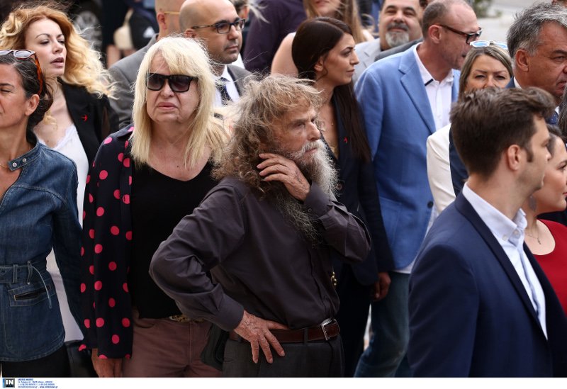 Η Πάολα στην ορκωμοσία των νέων βουλευτών
