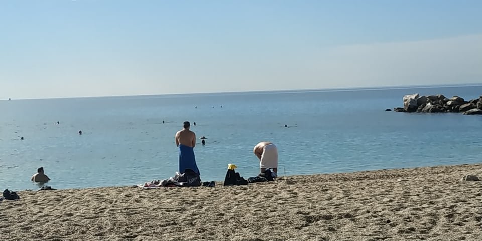 Λουόμενοι στην Πλαζ Αλίμου