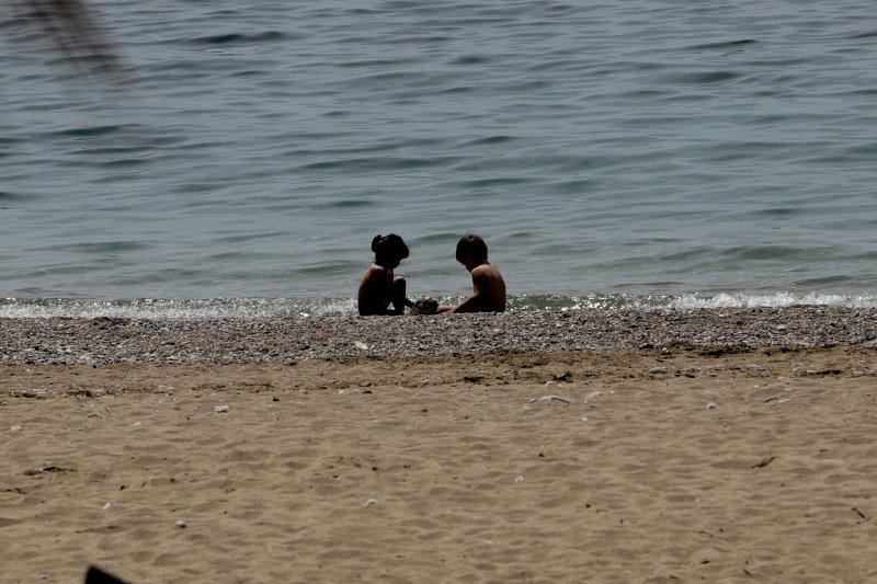 Τι ισχύει με τις παραλίες και τι πρέπει να προσέξουμε μετά την άρση των περιορισμών / Φωτογραφία: Eurokinissi