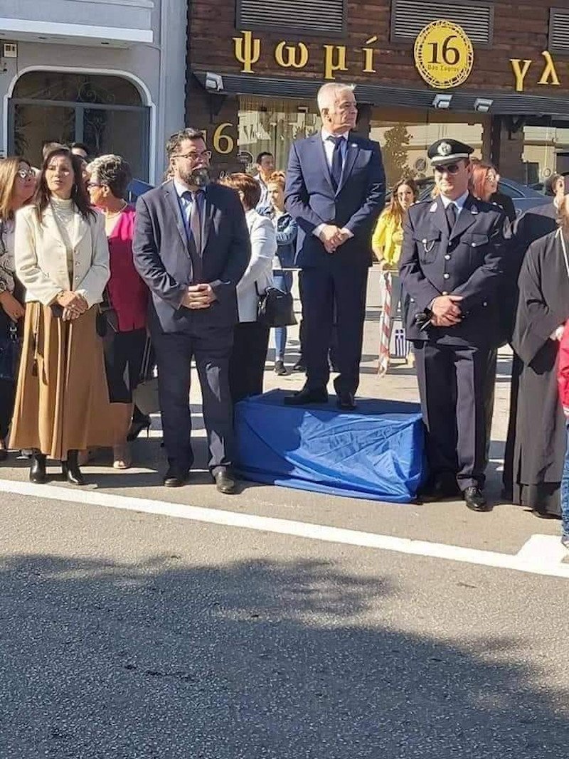 Ο Δήμαρχος Παιανίας στην παρέλαση
