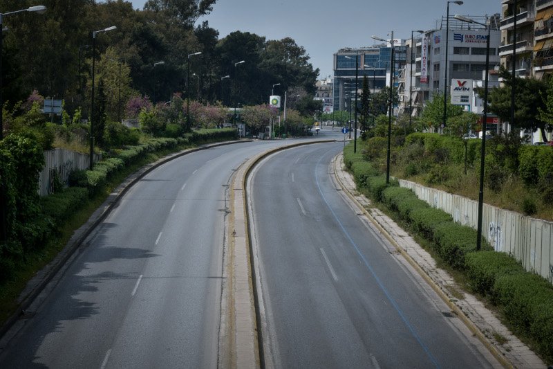 Πάσχα άδειοι δρόμοι