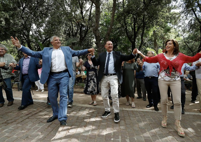 Χορός πατούλη και ασημακοπούλου
