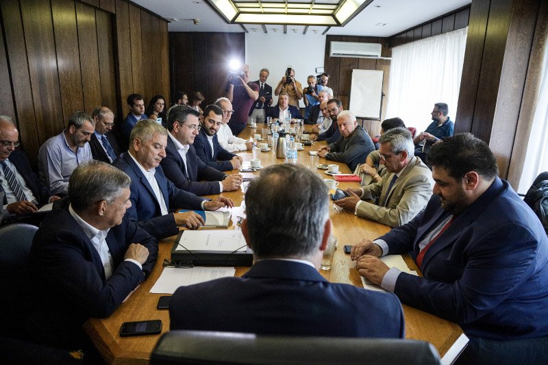 Συνάντηση Τάκη Θεοδωρικάκου με τους νέους Περιφερειάρχες