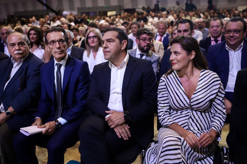 Ο πρόεδρος της ΔΕΘ με τον Αλέξη Τσίπρα και την Περιστέρα Μπαζιάνα στη ΔΕΘ 2019