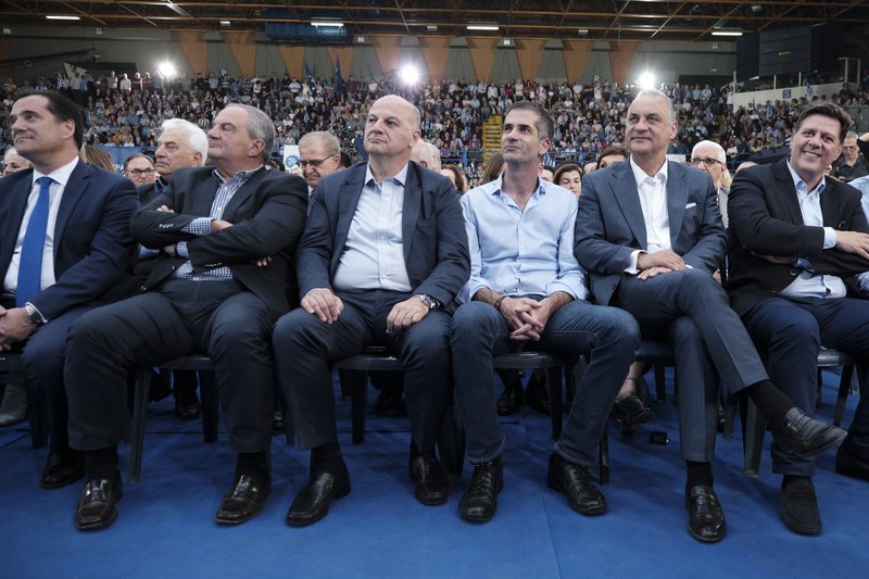 Ολα τα πρωτοκλασάτα στελέχη της ΝΔ στην ομιλία Μητσοτάκη