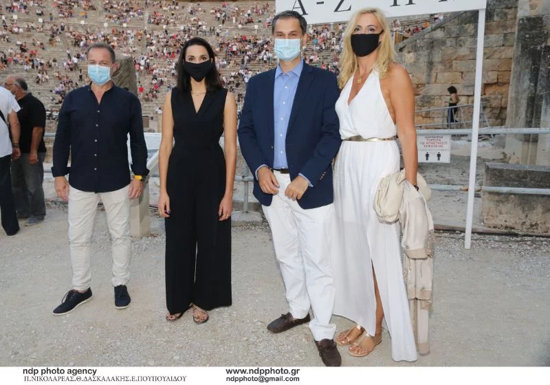 Δημήτρης Λιγνάδης, Κατερίνα Ευαγγελάτου, Χάρης Θεοχάρης με τη σύζυγό του, Δήμητρα