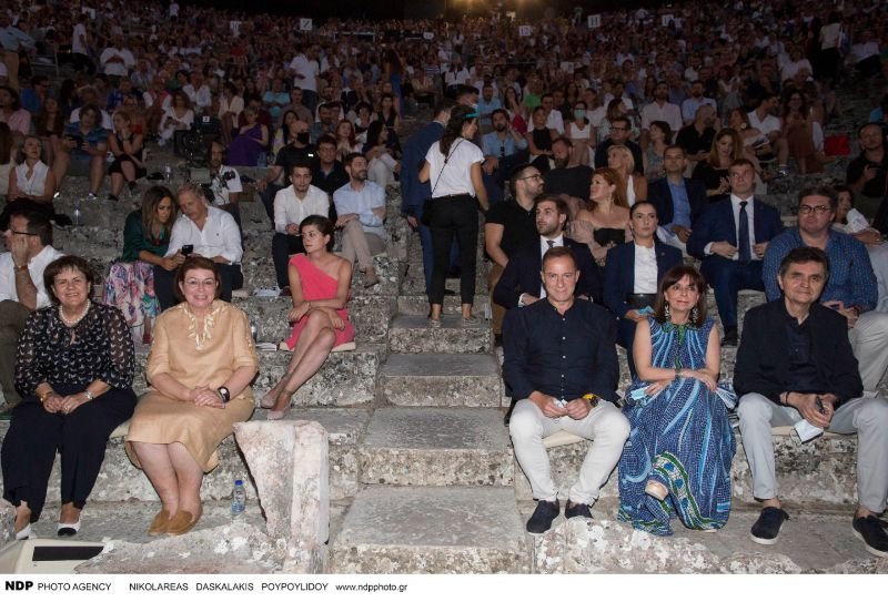 Άννα Παναγιωταρέα, Λίνα Μενδώνη, Δημήτρης Λιγνάδης, Κατερίνα Σακελλαροπούλου, Παύλος Κοτσώνης 