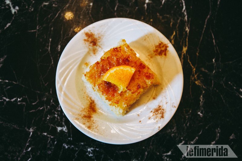 Γλυκό στο Foyer Café Bistrot