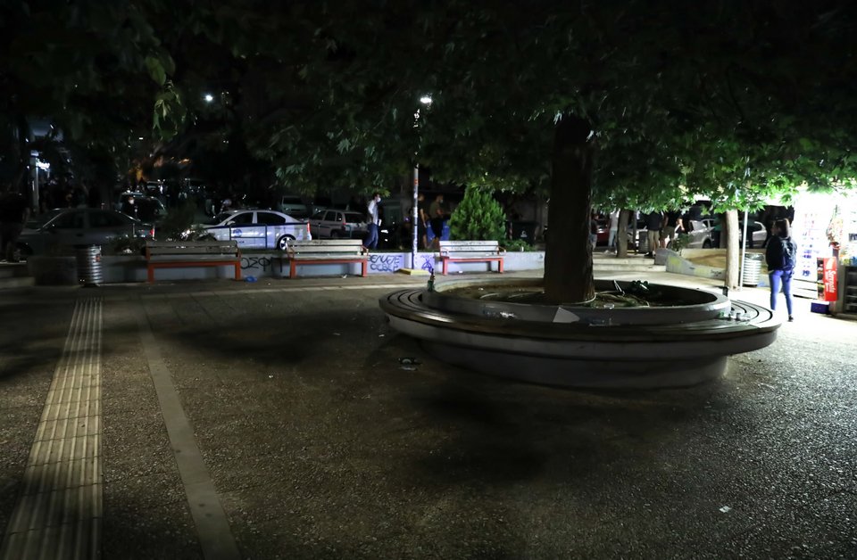 Αδεια η πλατεία Βαρνάβα