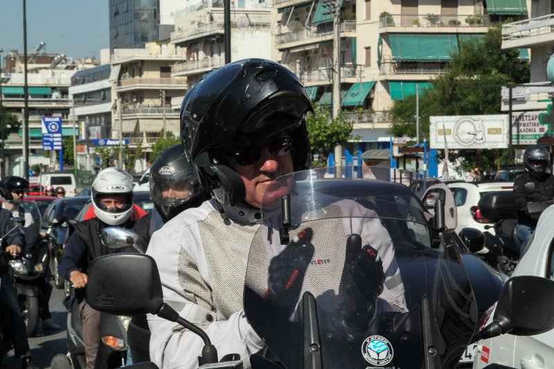 ΠΟΕΔΗΝ Οδηγοί χειροκρότησαν