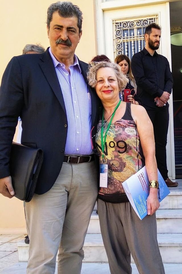 O Παύλος Πολάκης με το μέλος του ΣΥΡΙΖΑ Λέσβου