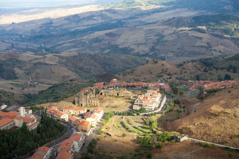 Η πόλη Τροίνα στη Σικελία