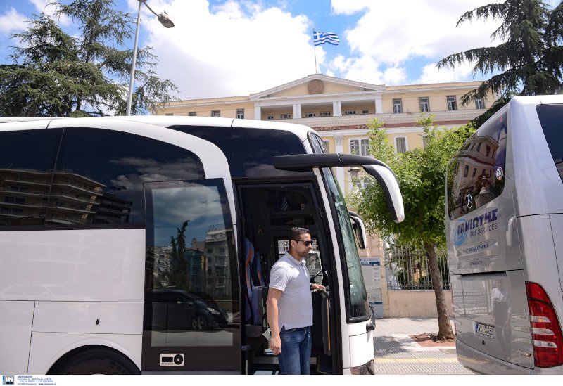Οδηγός τουριστικού λεωφορείου