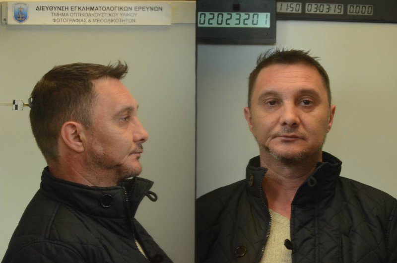 14) (επ.) CRASIUN (ον.) Cristian του Gheorghe και της Maria , γεν. 08-10-1975 στη Ρουμανία