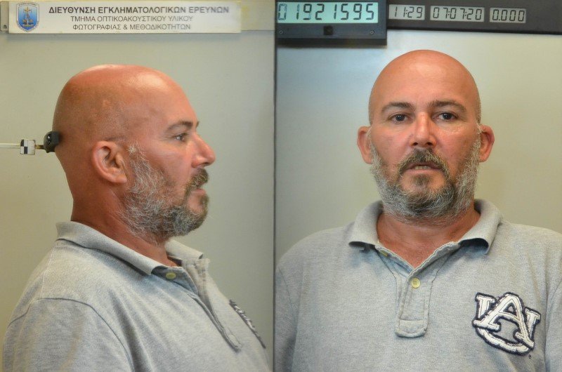 15) (επ.) MACOVEI (ον.) Liviu του Constantin και της Alexandrina , γεν. 12-01-1968 στη Ρουμανία