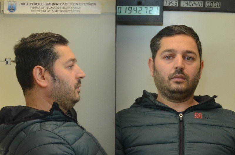 8) (επ.) TUDOR (ον.) Sorin Robert του Marinica και της Elena , γεν. 27-11-1979 στη Ρουμανία