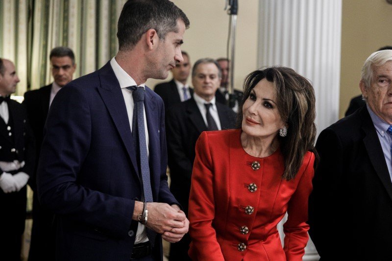 Ο δήμαρχος Αθηναίων Κώστας Μπακογιάννης με την Γιάννα Αγγελοπούλου