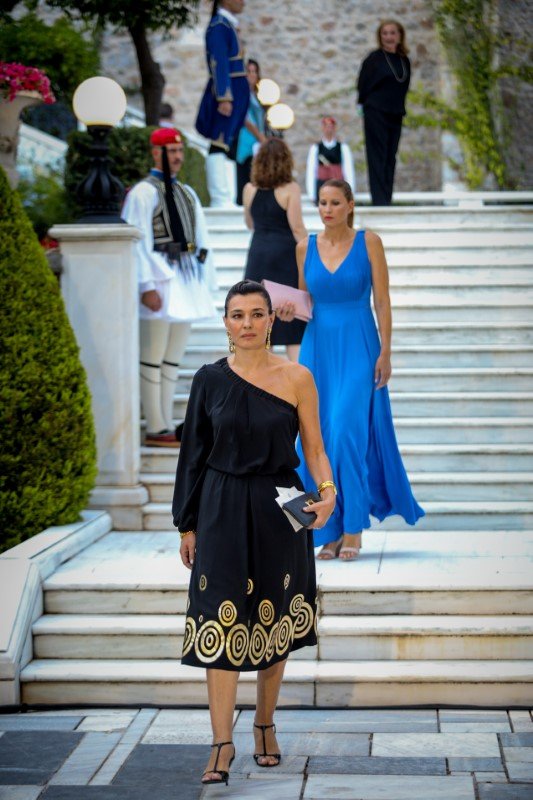 Η ηθοποιός Μαρία Ναυπλιώτου προσέρχεται στο Προεδρικό / Φωτογραφία: ΕUROKINISSI/ΣΩΤΗΡΗΣ ΔΗΜΗΤΡΟΠΟΥΛΟΣ
