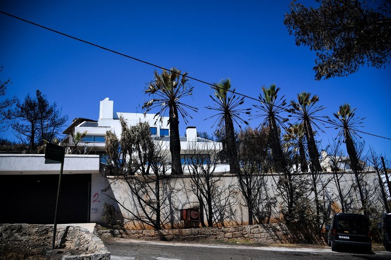 Το σπίτι του δημάρχου Μαραθώνα -Φωτογραφία: EUROKINISSI/ΚΑΡΑΓΙΑΝΝΗΣ ΜΙΧΑΛΗΣ