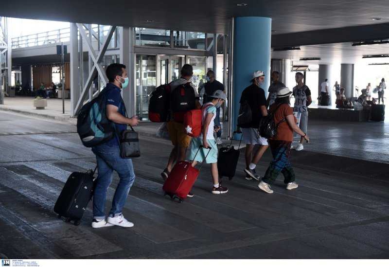 Αποβίβαση επιβατών από αεροπλάνον