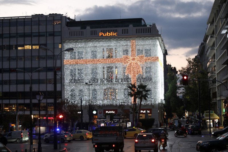 Το Public κατάφορτο από στολίδια / Φωτογραφία: EUROKINISSI/ΓΙΑΝΝΗΣ ΠΑΝΑΓΟΠΟΥΛΟΣ