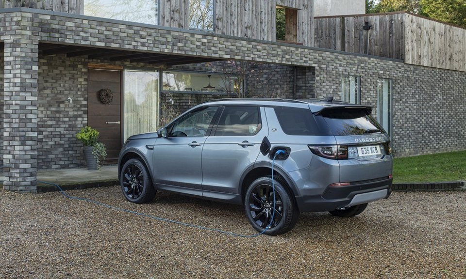 Tα Range Rover Evoque & Land Rover Discovery Sport με υβριδική τεχνολογία