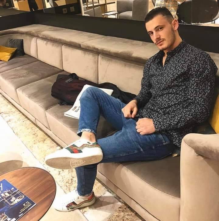 Ο Αλβανός ράπερ Ντιζόνης Μπίμπα