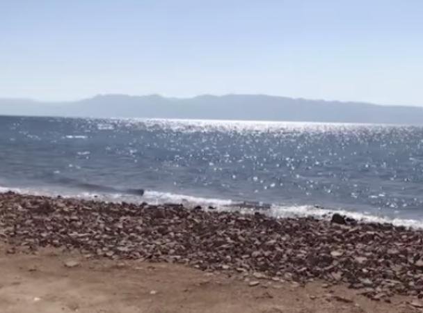 Από αυτό το σημείο στον κόλπο της Άκαμπα λέει ο Μάουρο ότι πέρασαν οι Εβραίοι την Ερυθρά Θάλασσα.