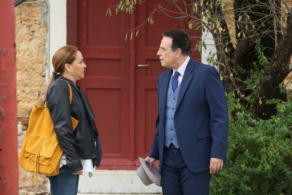 Εικόνες από τα πρώτα γυρίσματα του «Καφέ της Χαράς»