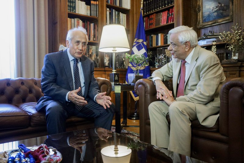Ρουπακιώτης, Παυλόπουλος