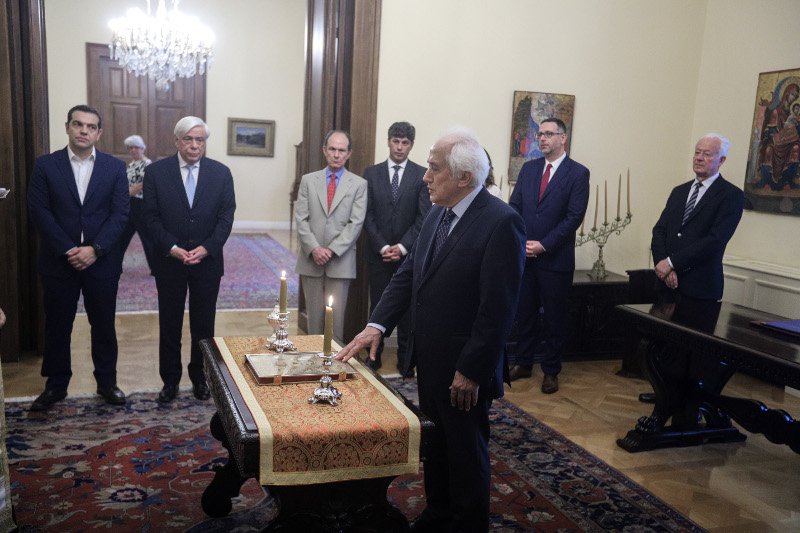 Ορκωμοσία του Αντώνη Ρουπακιώτη
