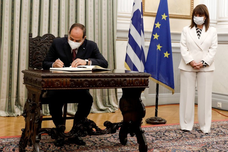 O Αμπντέλ Φατάχ αλ Σίσι και η Κατερίνα Σακελλαροπούλου