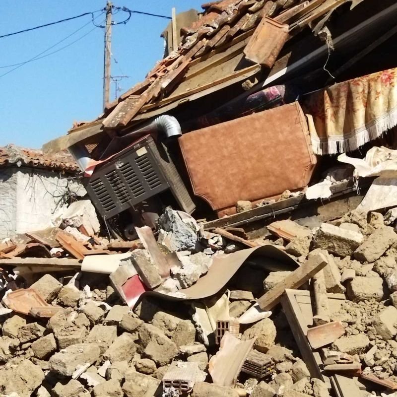 Μεγάλες ζημιές σε σπίτι στο Μεσοχώρι από το σεισμό των 6 Ρίχτερ 