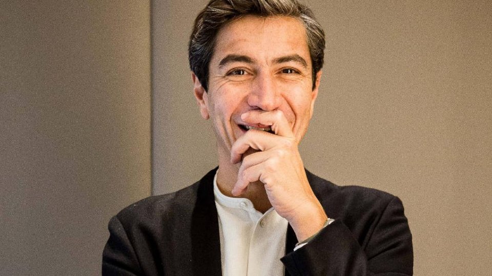 Ο Γιάννης Σεργάκης/ Φωτογραφία: BOVARY - Πάνος Μάλλιαρης