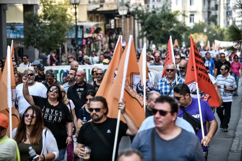Συλλαλητήριο στο κέντρο της Αθήνας από την ΠΟΕ-ΟΤΑ