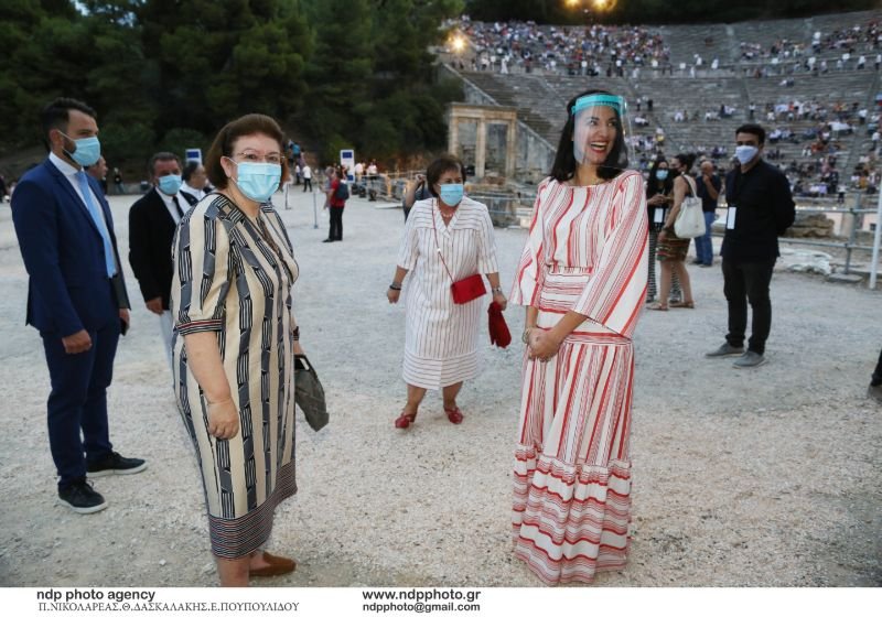 Λίνα Μενδώνη, Αννα Παναγιωταρέα, Κατερίνα Ευαγγελάτου