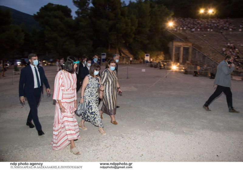 Κατερίνα Ευαγγελάτου, Κατερίνα Σακελλαροπούλου, Λίνα Μενδώνη