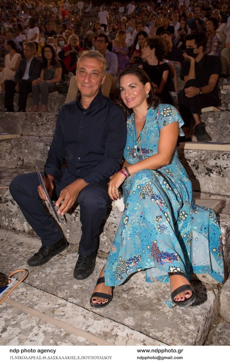 Μίνως Μάτσας Ολγα Κεφαλογιάννη