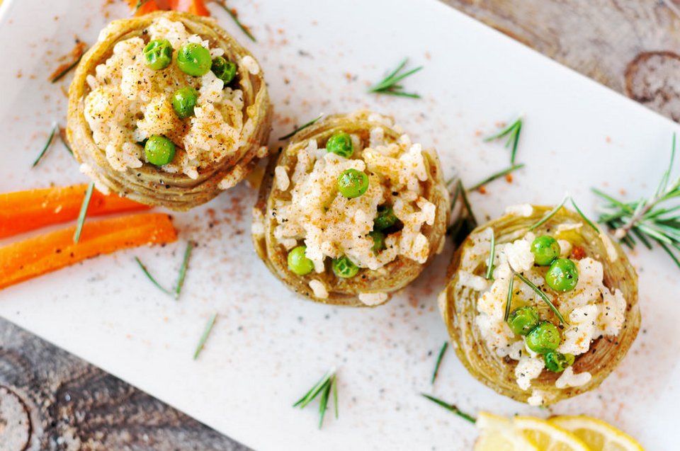 Αγκινάρες γεμιστές με ρύζι