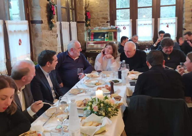 Τσιπρας σε ταβέρνα