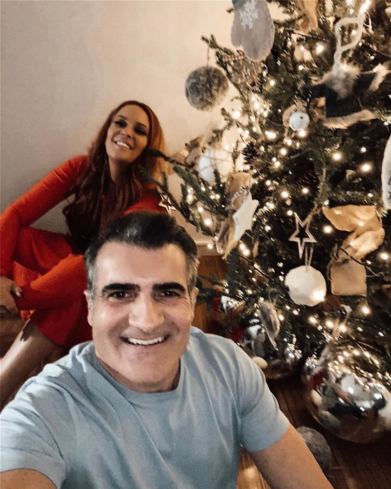 Selfie της Σίσσυς Χρηστίδου με τον Παύλο Σταματόπουλο