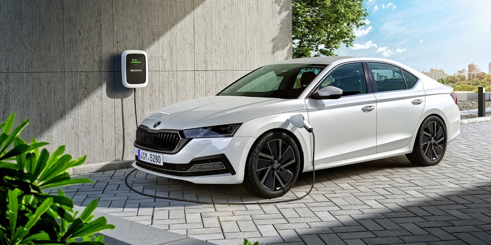 H Skoda παρουσιάζει τη νέα γενιά της Octavia