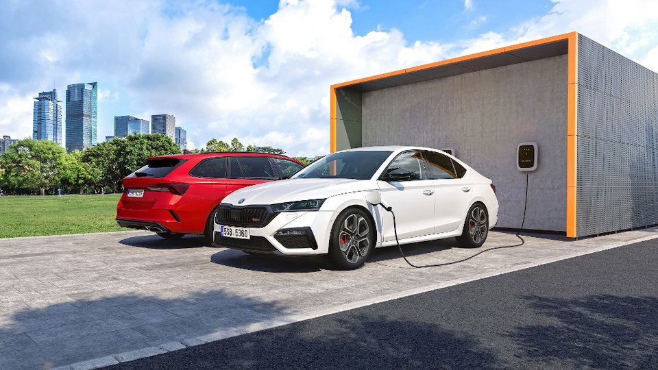 Skoda Octavia RS iV με 245 άλογα