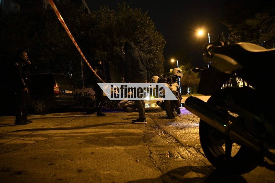 Οι Αρχές έξω από το σπίτι του Ντάρκο Κοβάσεβιτς στην περιοχή της Γλυφάδας